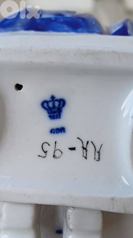 antique 9