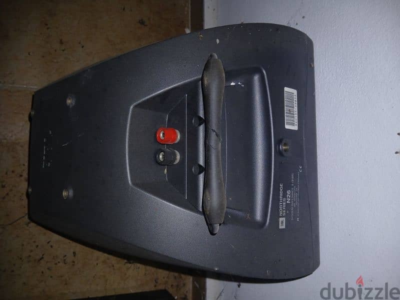 music equipment JBL 2