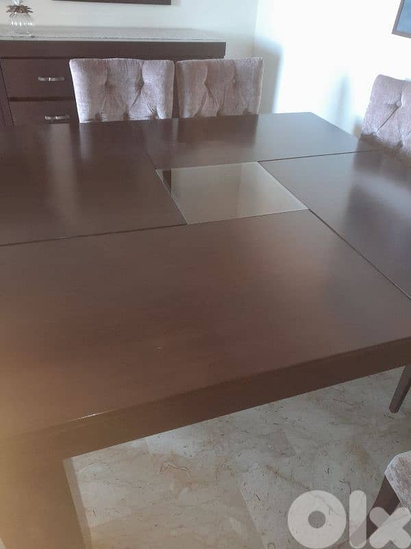 dining table with dresssoir and mirror with8 chairs 2