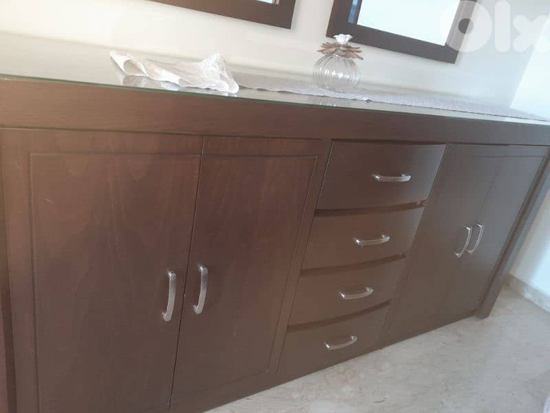 dining table with dresssoir and mirror with8 chairs 4