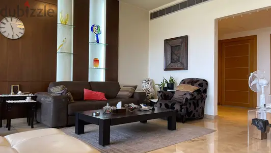Stylish Comfort, Close to Everything NO COMMISSION – Direct from Owner