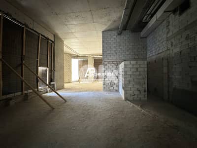 2 Floors 252 Sqm Shop for Rent In Downtown