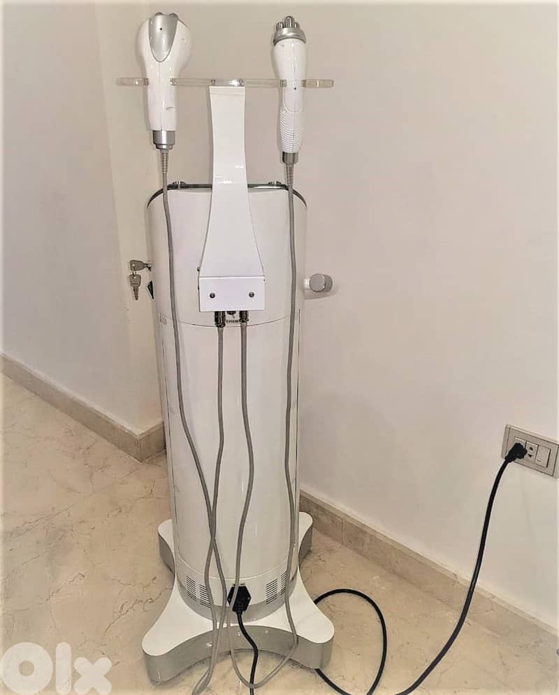 Body & Face Slimming Contouring Skin Tighten Machine - Ultrasonic RF 11