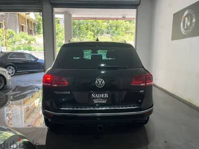 Volkswagen Touareg 2017 V6 ( WolfBurg . Edition)