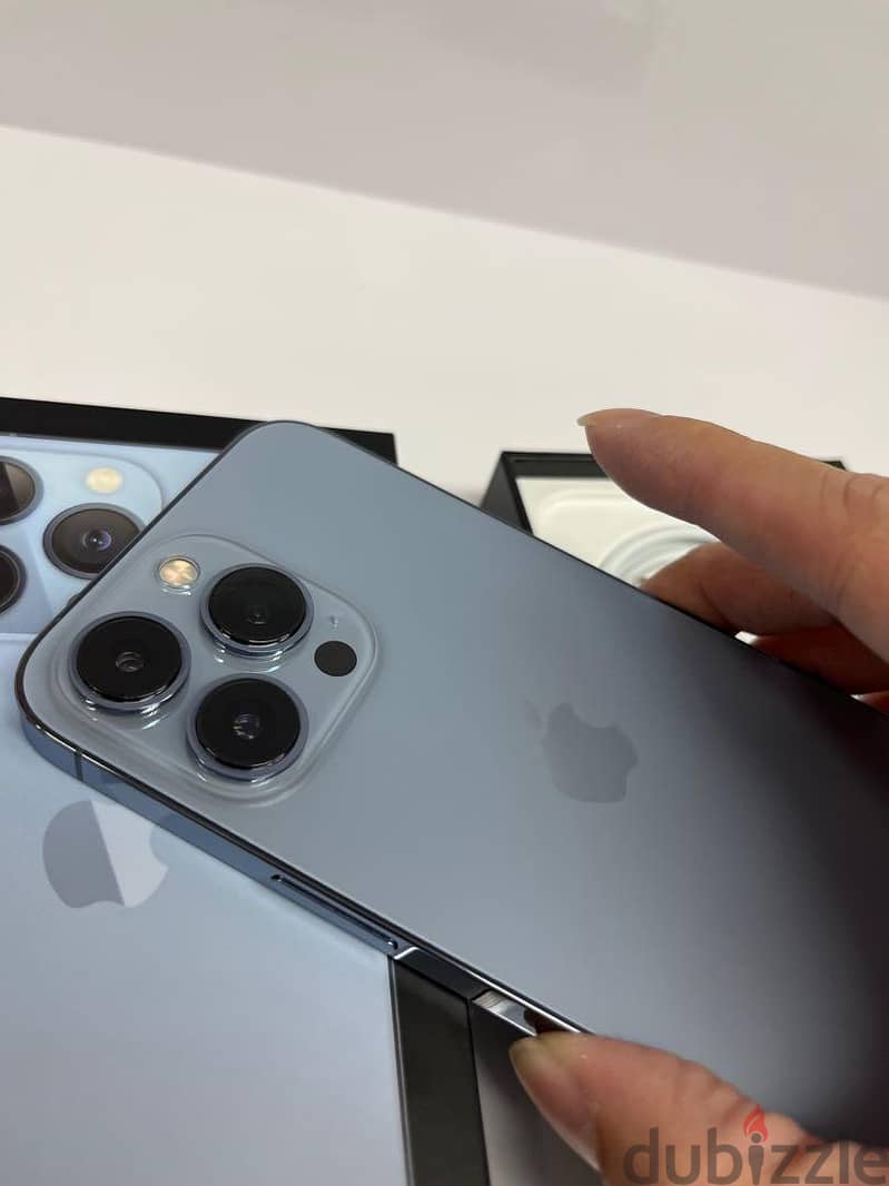 Mobile Phones - Apple iphones 5