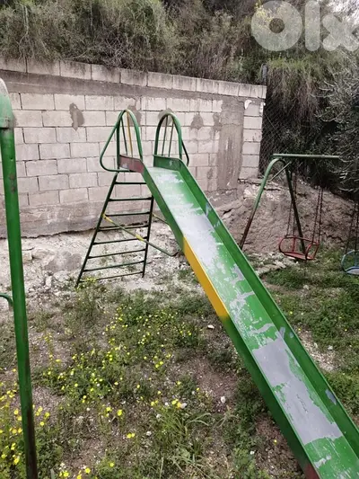 زحليطة و مرجوحة و اداة للتشعلق