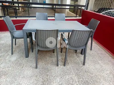 طاولة عضم مع ست كراسي Table with 6chairs