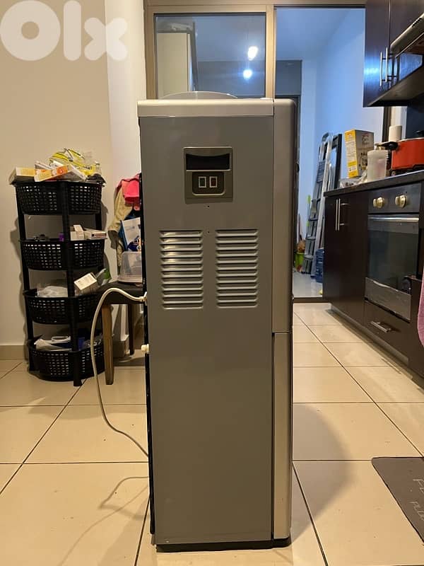 water cooler براد ماي magic مستمعل نضيف حجم كبير 3 خانات وخزانه تحت 3