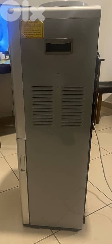 water cooler براد ماي magic مستمعل نضيف حجم كبير 3 خانات وخزانه تحت 4