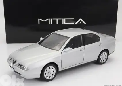 Alfa Romeo 166 2.0 V6 (1998) diecast car model 1;18
