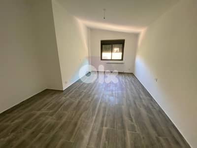 275m2 apartment+85m2 Terrace+ view 4 sale in Adma  - شقة للبيع في ادما