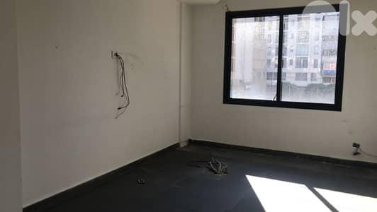 L10596-5-Room Office For Rent in Saifi