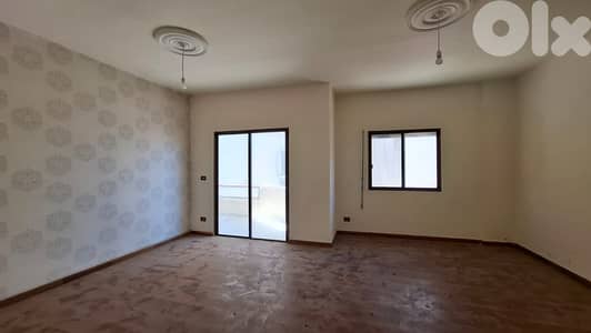 L18437-3-Bedroom Apartment For Sale in Aamchit With A Good Price
