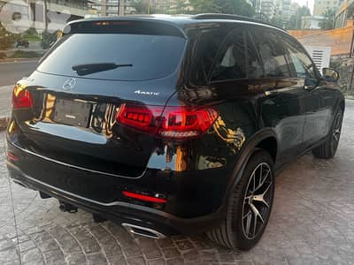 2021 Mercedes-Benz GLC 300 4 MATIC LOADED