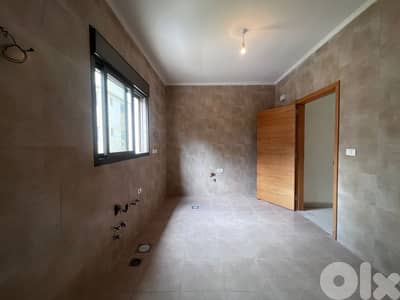 Apartment for Sale in Broummana شقة للبيع في برمانا