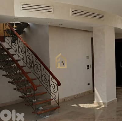 Apartment for rent in Tallet El Khayat HN154 شقة للإيجار في تلة الخياط