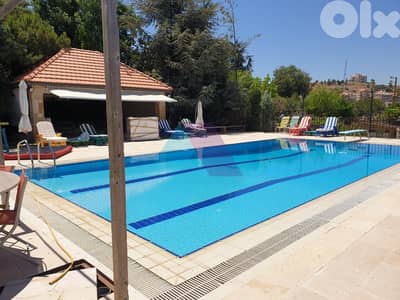 A 1000 m2 Villa + Garden ,Terrace & Pool 4 Sale in Bhamdoun - بحمدون