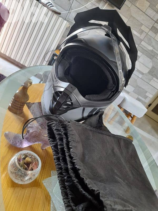 Helmet 1 0