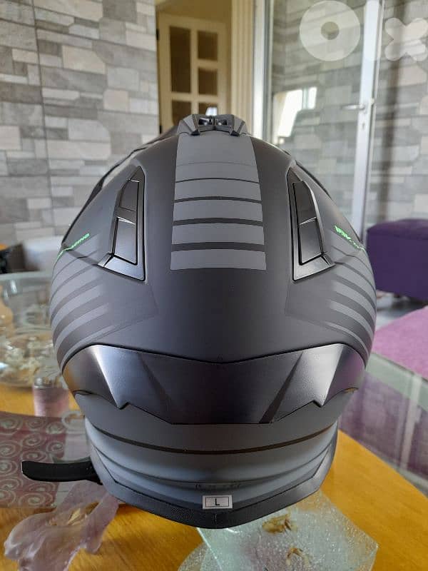 Helmet 1 3