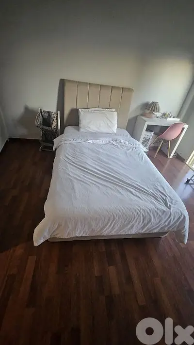 Almost new bed for sale