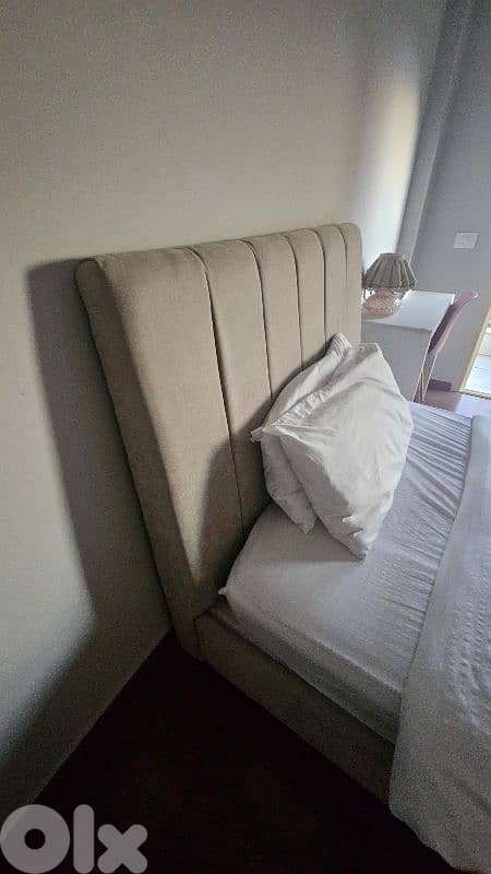 Almost new bed for sale 1