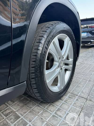 Mercedes-Benz GLA-Class 2017 Clean Carfax