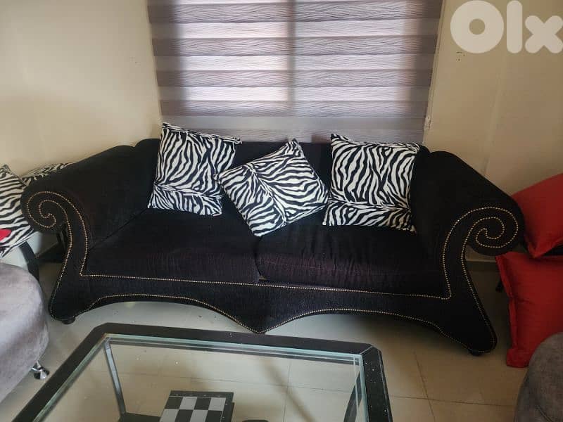 full living room 0