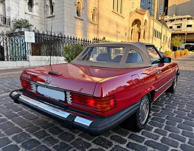 Mercedes-Benz SL 560  1989