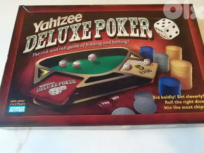 Yahtzee Deluxe Poker Game by parker brothers as new
