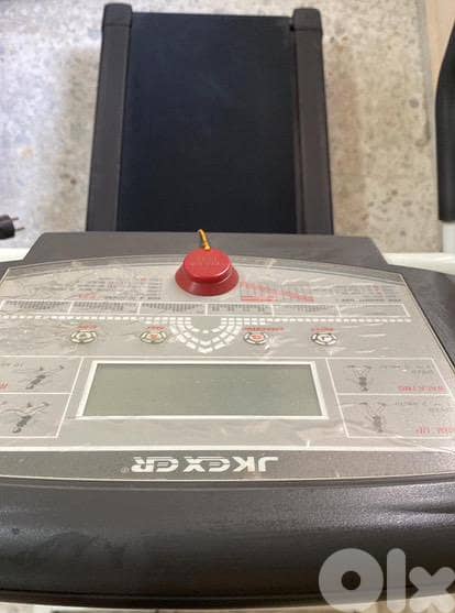 FREE Treadmill not working - Needs fixing 2
