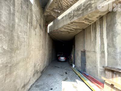 RWK152EN - Prime Location Warehouse For Rent in Jounieh.