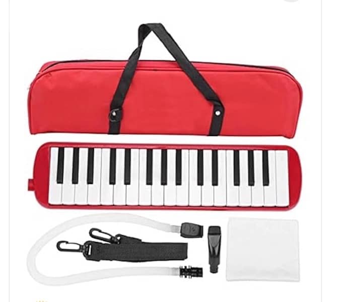 melodica new with soft case 0