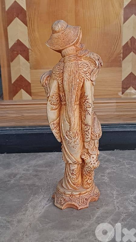 antique 6