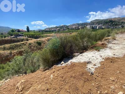 1255m2 land+mountain view 4 sale in Hrajel - أرض للبيع في حراجل