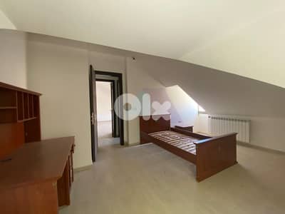 300m2 apartment+mountain view 4 sale in DhourShweir-شقة في ضهور الشوير