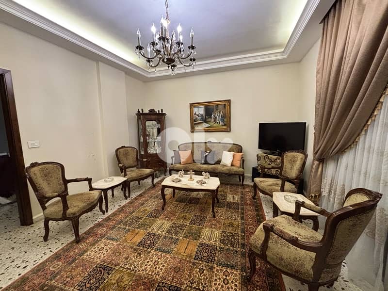 Salon Antique 2