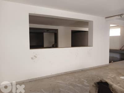 مستودع صناعي للبيع في الدكوانة  Industrial Depot for sale in Dekweneh