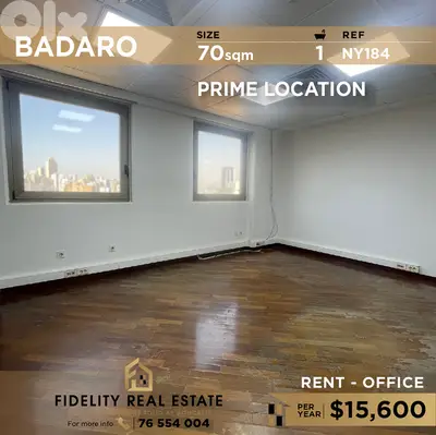 Office for rent in Badaro NY184 مكتب للإيجار في بدارو