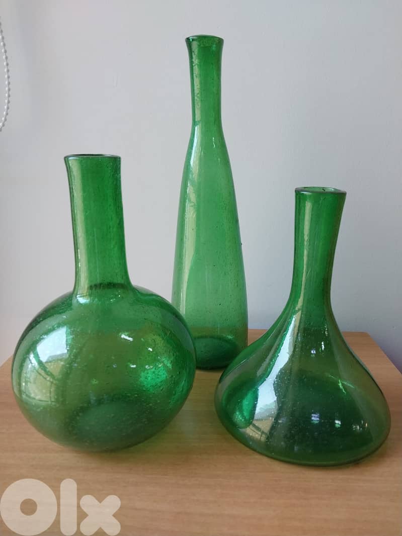 Elegant Used Home Decor - Set of 3 Green Glass Vases 0