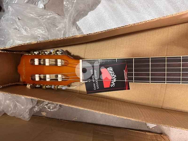 Guitar rodriguez 4