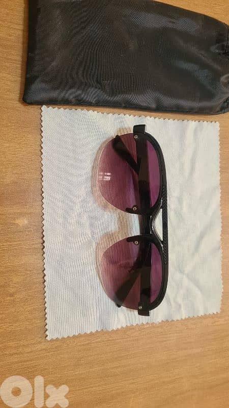 Oasis sunglasses 1