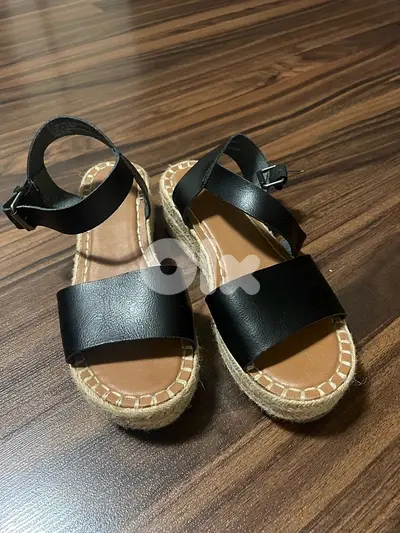 sandal rocky