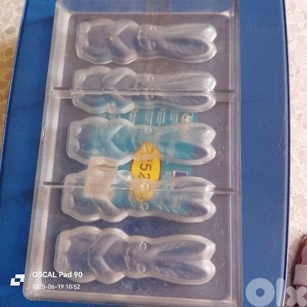 chocolate molds قوالب شوكولا 0