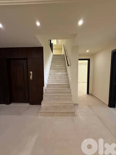 Yarzeh, Baabda/ Luxurious Duplex for Sale - اليرزة/دوبلكس فاخر للبيع Yarzeh, Baabda/ Luxurious Duplex for Sale - اليرزة/دوبلكس فاخر للبيع