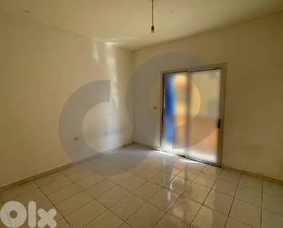 190-square-meter apartment at an attractive price.  REF#AK123632