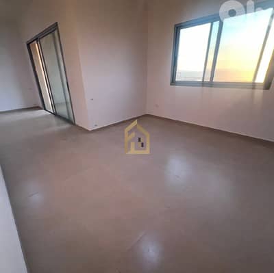 Apartment for sale in Haret Sakher RB218 شقة للبيع في حارة صخر