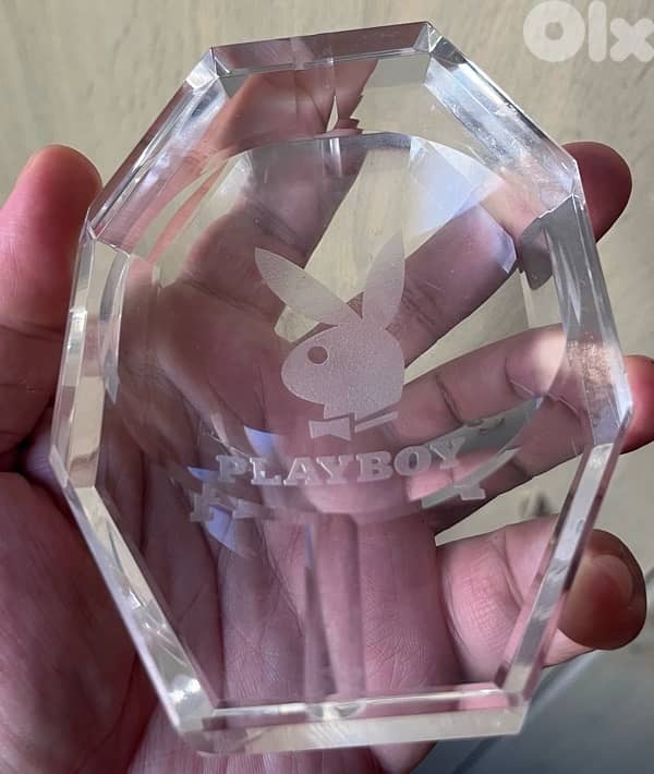 ashtray  crystal for 10 usd 1