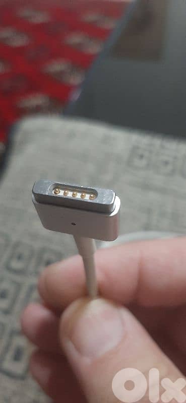 apple magsafe 2 60w power adapter 0