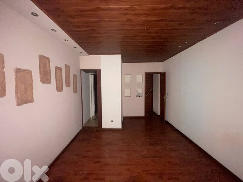 SUPER CATCH!! OFFICE ON HIGHWAY FOR SALE IN ZALKA PRIME, (ZL-165) 0