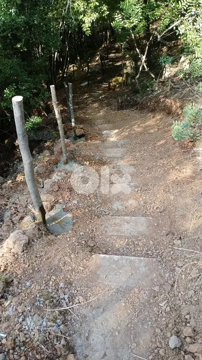 land for sale in bteghrine أرض للبيع في بتغرين